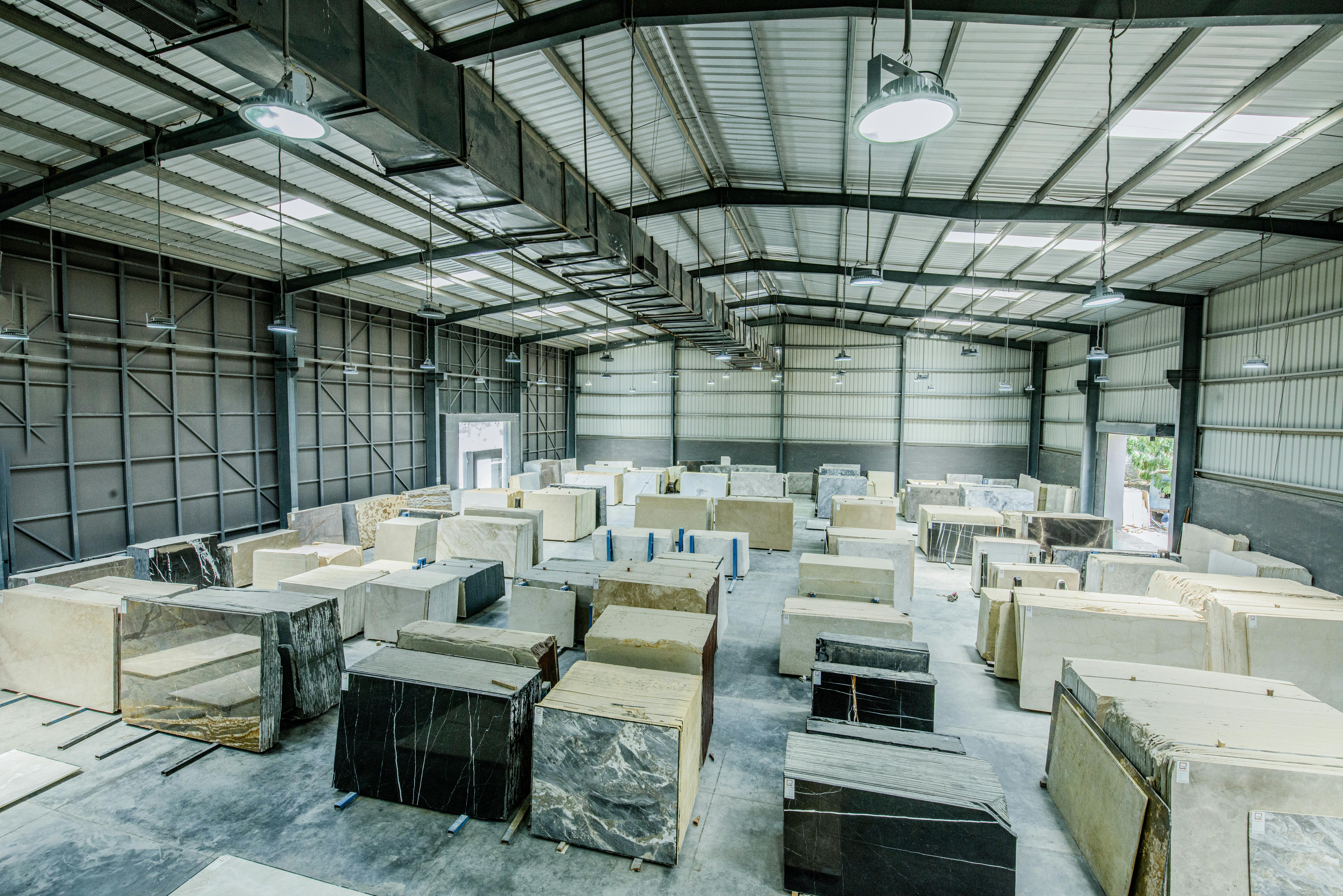 Aplicación de la Línea de producción de stretch film totalmente automática en materiales de construcción pesados y procesamiento de piedra