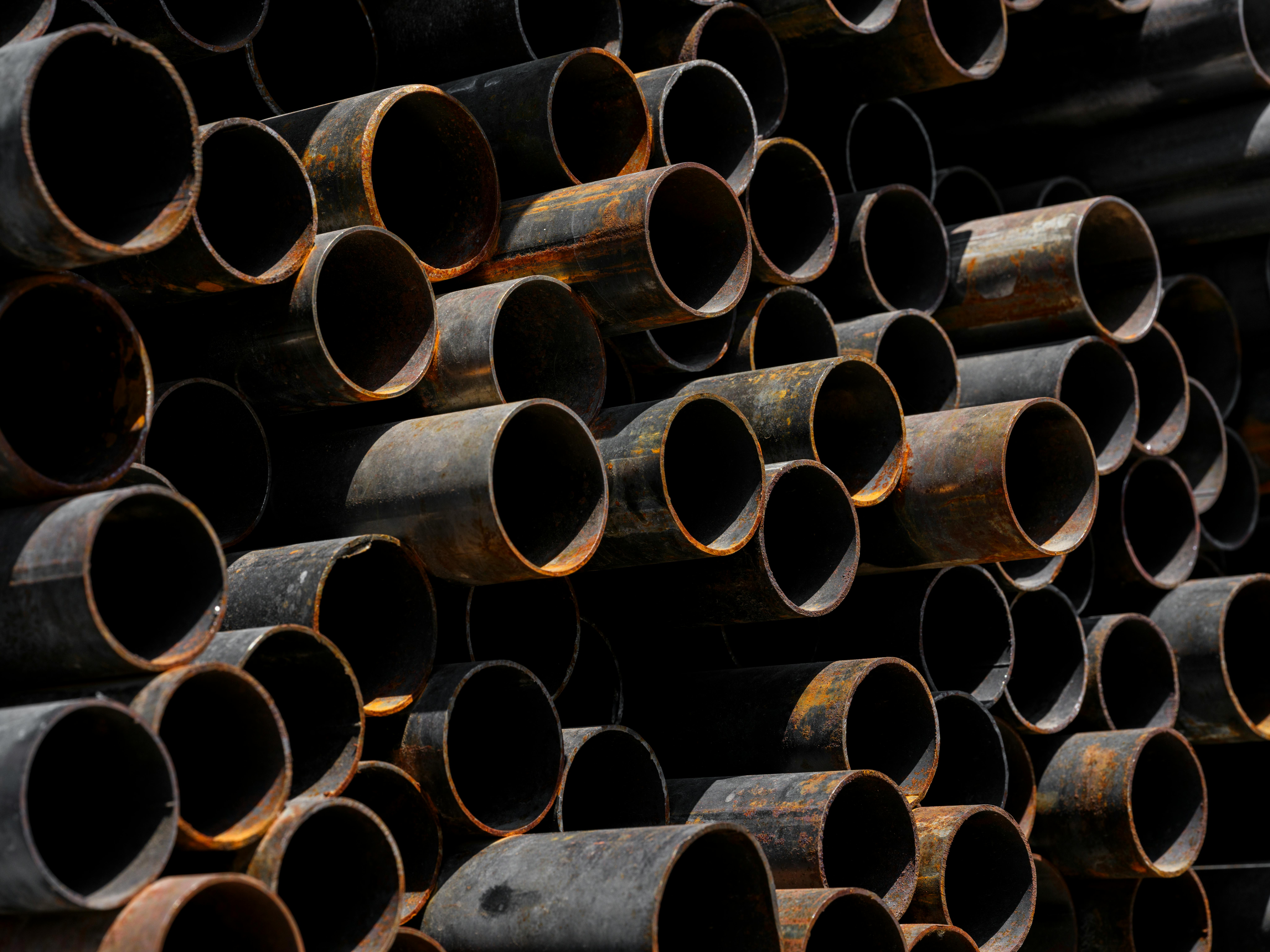 Application of Stretch Film Manufacturing Machine in Pipe Packaging